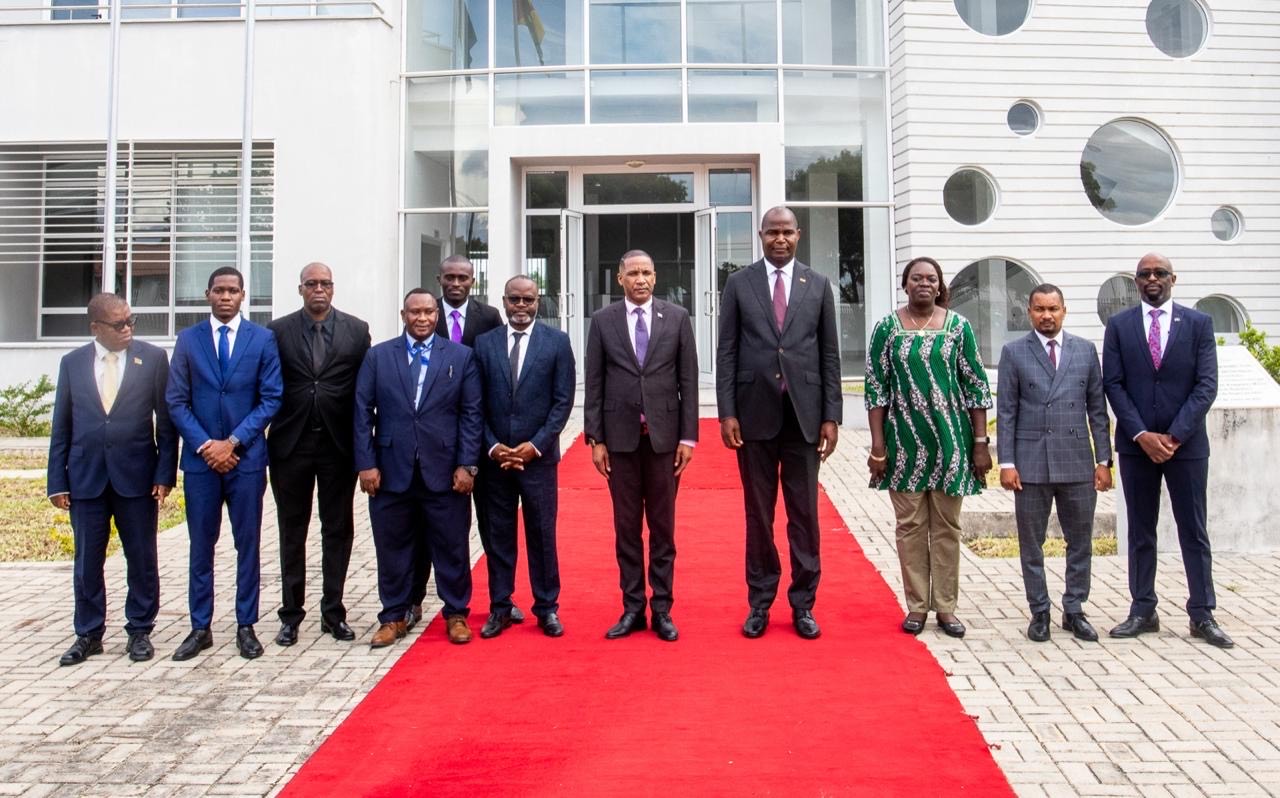 In a significant step towards bolstering regional disaster preparedness, the Southern African Development Community (SADC) Humanitarian and Emergency Operations Centre (SHOC) in Nacala, Republic of Mozambique, on 28th March 2025 hosted His Excellency President Daniel Francisco Chapo of Mozambique and His Excellency President Advocate Duma Boko of Botswana. This landmark visit underscores the unwavering commitment of SADC leaders to safeguarding the region against the escalating threats of disasters.
