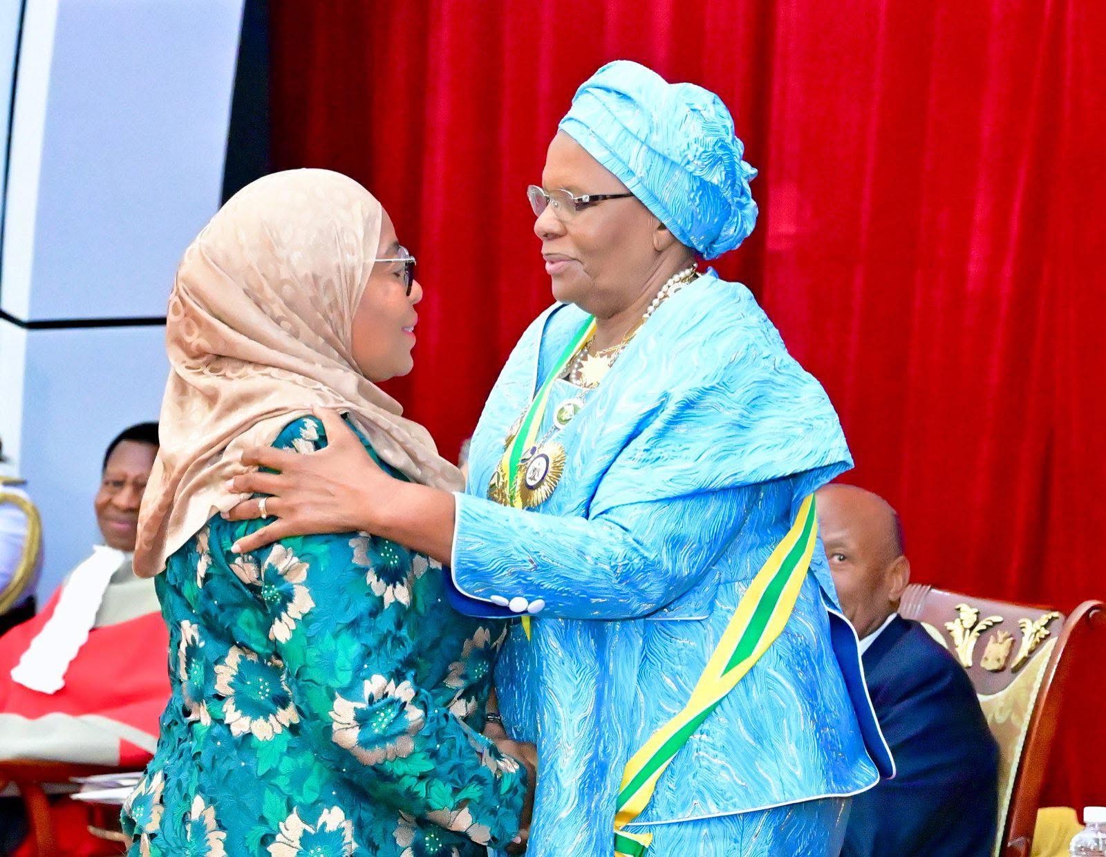 The Executive Secretary of the Southern African Development Community (SADC) His Excellency Mr. Elias Magosi, on the 21st March 2025 witnessed the historic inauguration of Namibia’s first female President Her Excellency Dr. Netumbo Nandi Ndaitwah in Windhoek, Republic of Namibia.