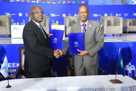 His Excellency Mr. Elias M. Magosi, SADC Executive Secretary and Mr. Bemanya Twebaze, the Director-General for ARIPO