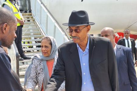 S. Ex.ª o Dr. Amani Abeid Karume, antigo Presidente de Zanzibar