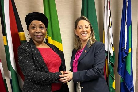 SADC Deputy Executive Secretary for Regional Integration, Ms Angéle Makombo N’Tumba and H.E. Ms. Ana Isabel Xavier, Secretary of State for Foreign Affairs and Cooperation of Portugal