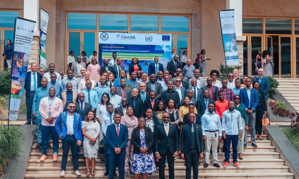H.E Mateus Magala, the Minister of Transport and Communications of the Republic of Mozambique, officially opened the Southern African Regional Climate Outlook Forum (SARCOF-28) in Maputo, Mozambique, on 29 January 2024 which convened to review the impacts of the October-December 2023 rainfall season’s predictions, issue the seasonal rainfall forecast for February-June 2024 and advance the establishment of Regional Sectoral User Interface Products (RSUIPs).